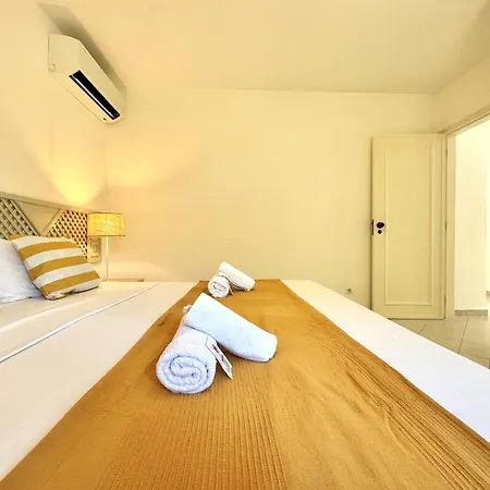 Balaia Golf Vilage 8 With Pool By Homing