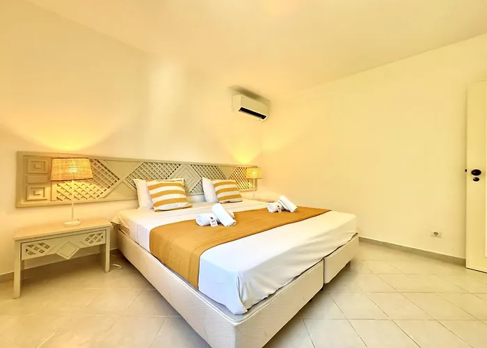 Апартаменты Balaia Golf Vilage 8 With Pool By Homing Албуфейра