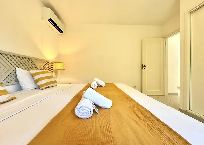 Balaia Golf Vilage 8 With Pool By Homing